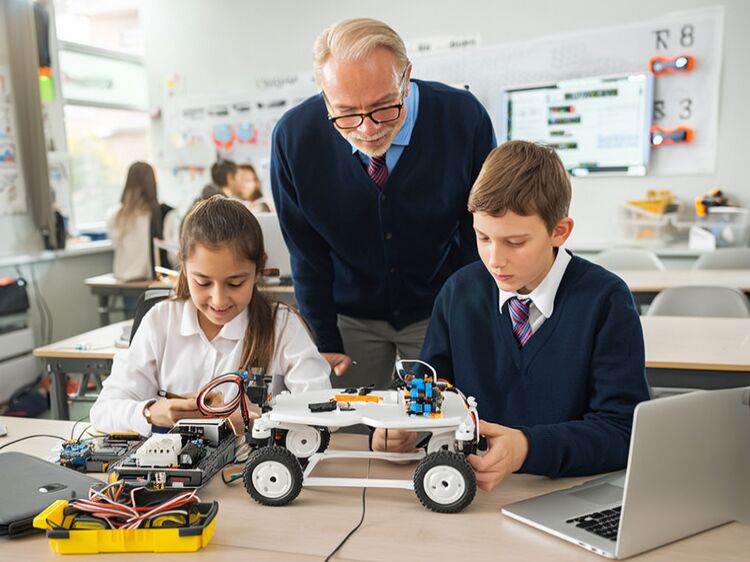 北京国际高中普高班2025中招补录：低分上高中好机会